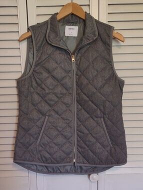 Old Navy Quilted Vest Heather Gray Size M